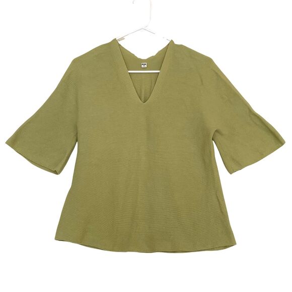 Uniqlo Green Cotton V-Neck Short Sleeve Casual Knit Top - Picture 1 of 6